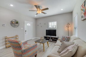 Quiet Houston Home - 9 Mi to Downtown Aquarium!